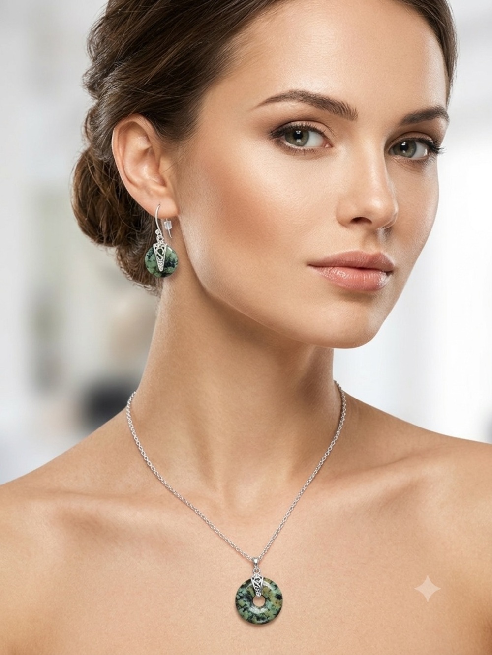 Estate Find 925 Sterling Silver Green Turquoise Donut Necklace & Earrings Set